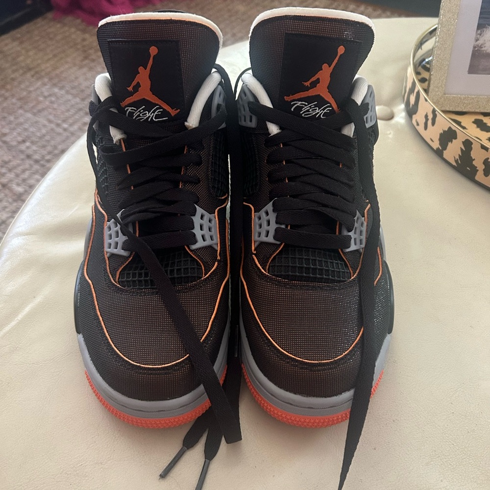 Air Jordan 4 Retro SE